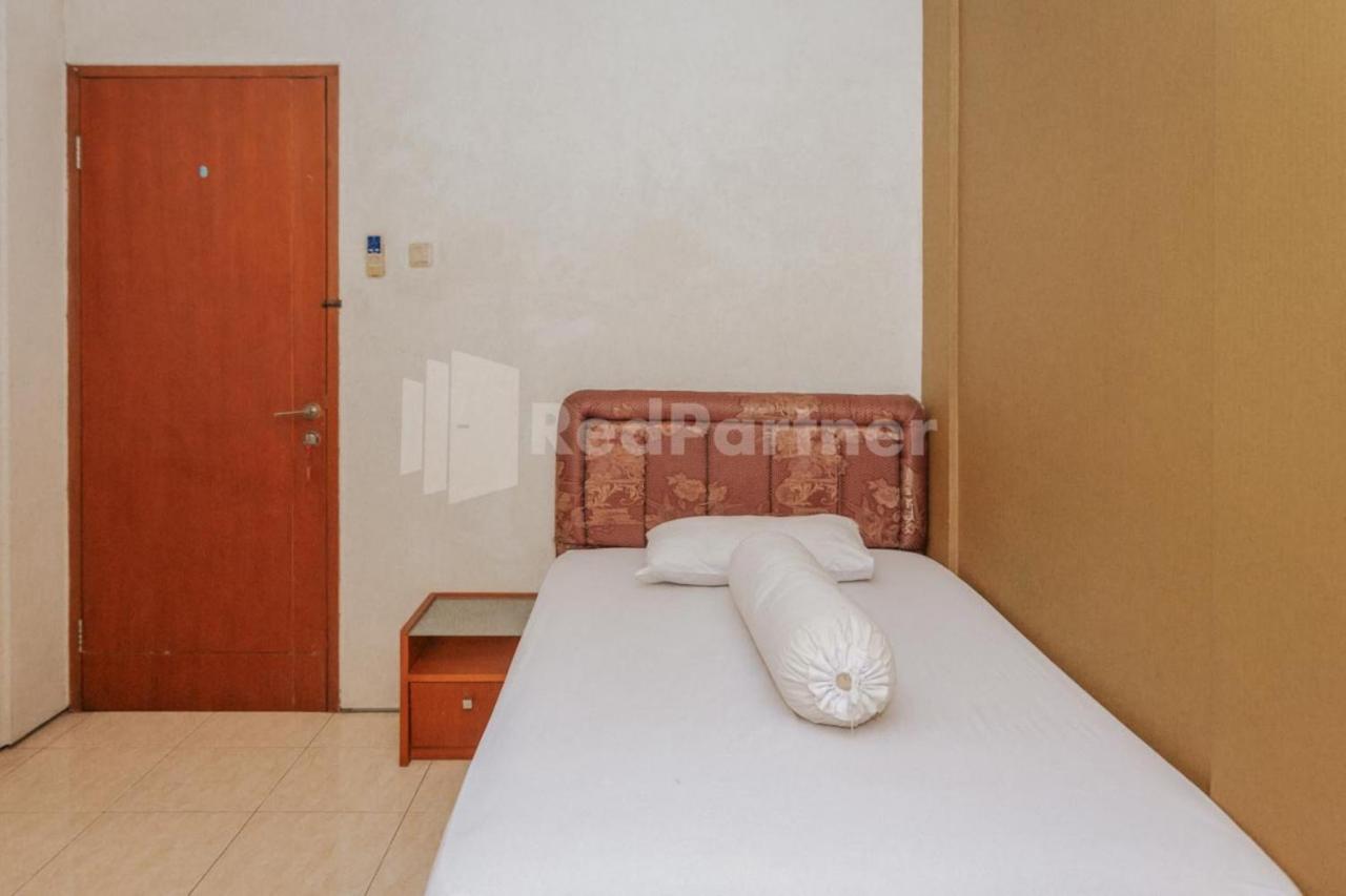 De Lugano Scbd Syariah Mitra Reddoorz Hotel Jakarta Buitenkant foto