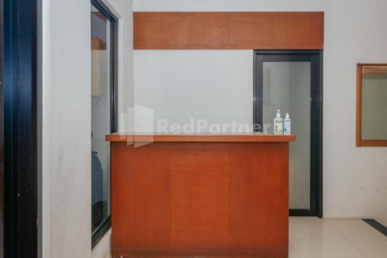 De Lugano Scbd Syariah Mitra Reddoorz Hotel Jakarta Buitenkant foto