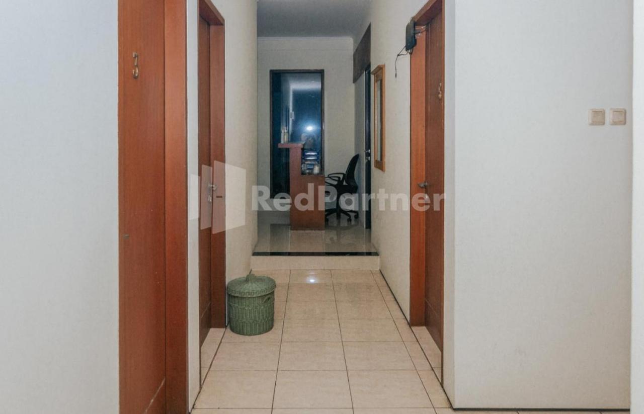 De Lugano Scbd Syariah Mitra Reddoorz Hotel Jakarta Buitenkant foto